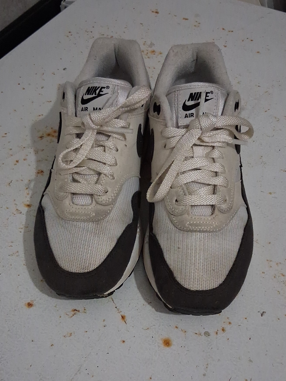 Nike Womens Sneakers - Picture 2 of 5